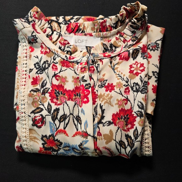 LOFT Women Red Airy Floral Boho Ruffle Neck Crochet Lace Trim Blouse Top Large - Picture 8 of 9